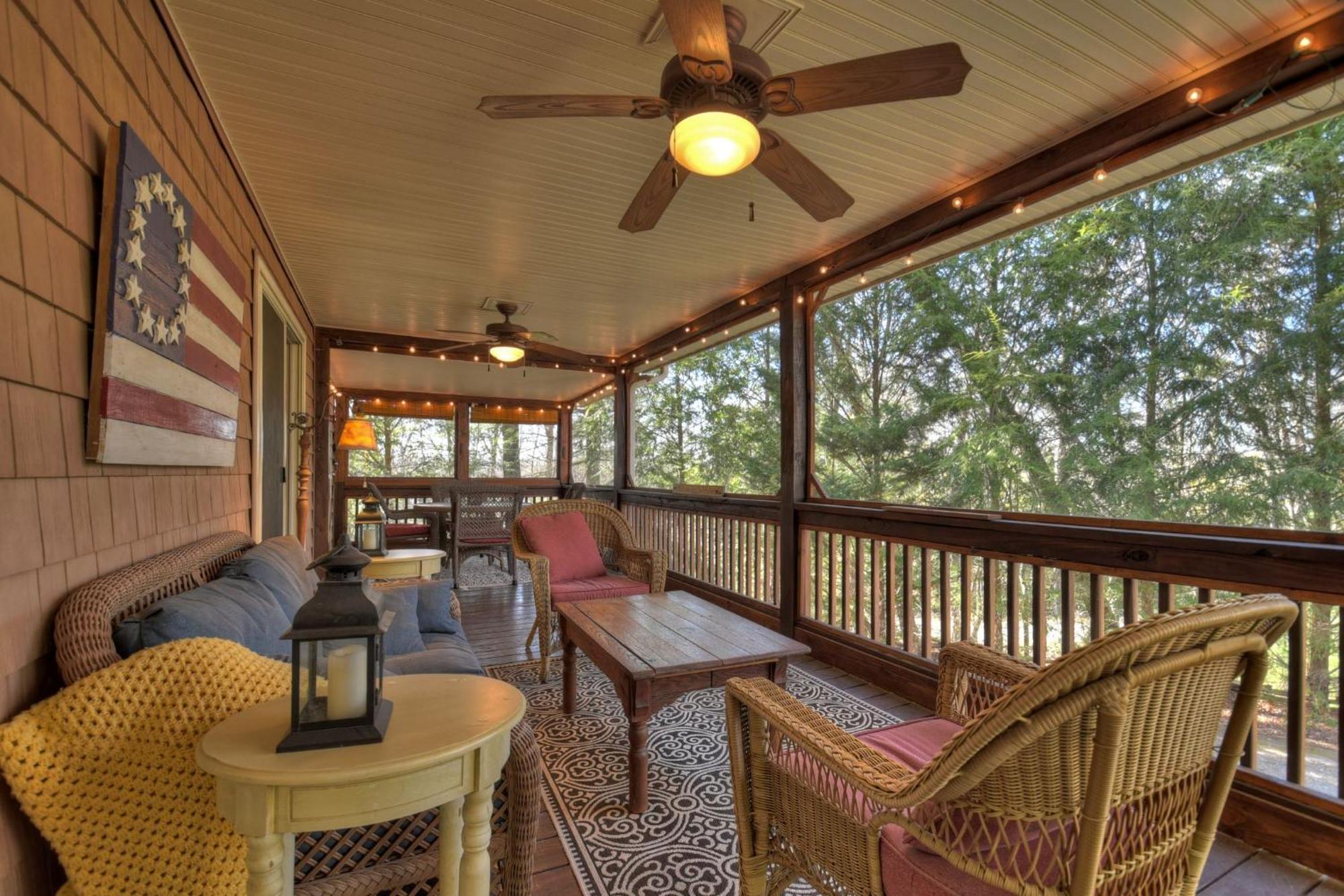 Southern Living Cottage Cozy Up By The Fire Relax On The Porch And Enjoy Peaceful Surroundings Blue Ridge Ngoại thất bức ảnh