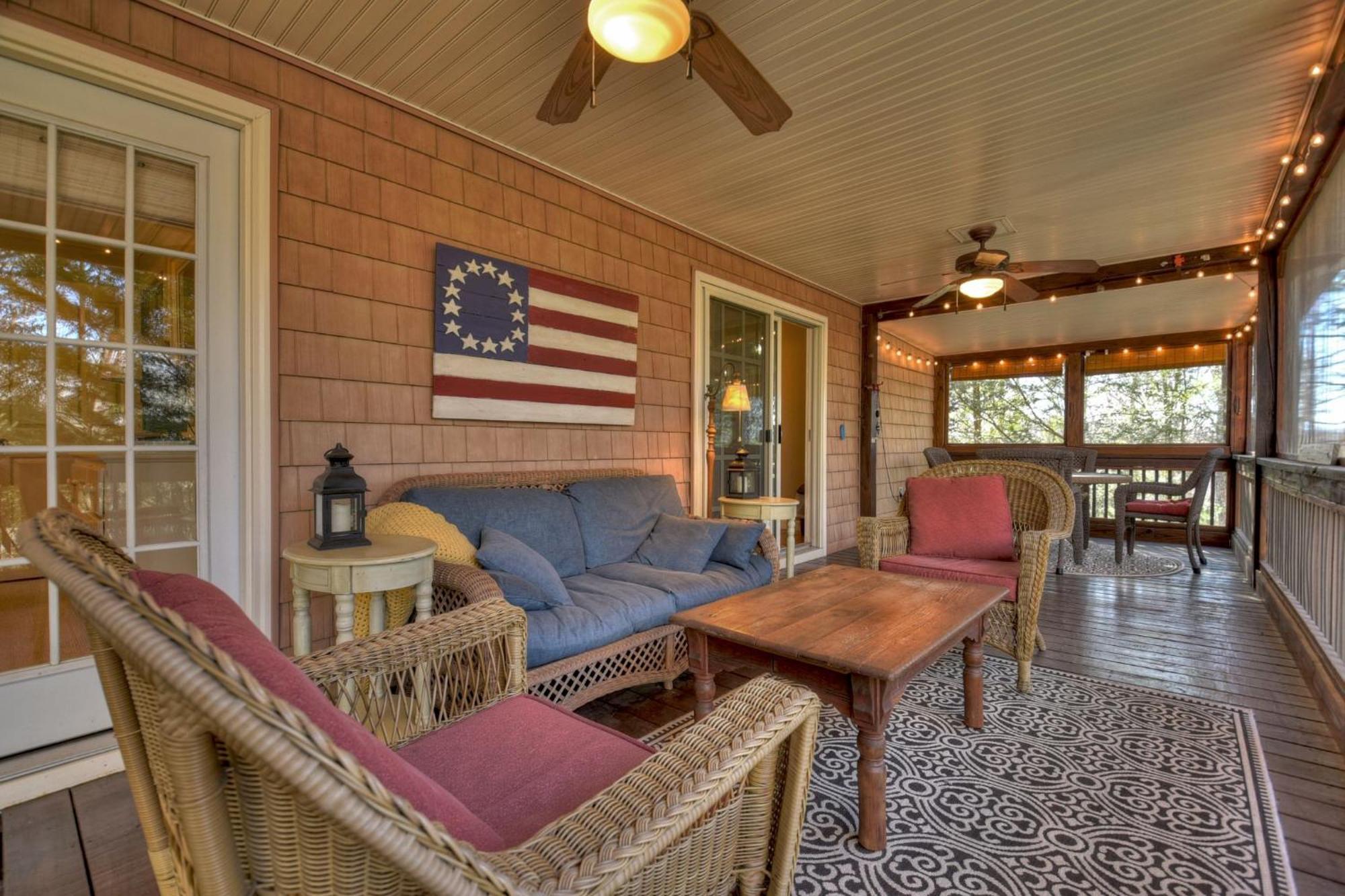 Southern Living Cottage Cozy Up By The Fire Relax On The Porch And Enjoy Peaceful Surroundings Blue Ridge Ngoại thất bức ảnh